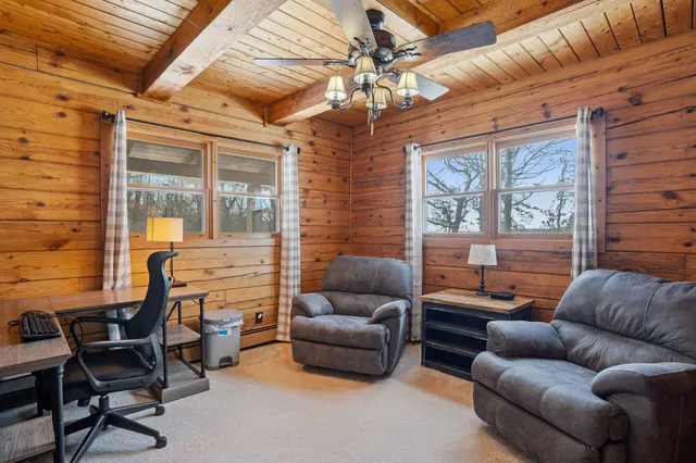 $899,900 | 12998 Maxwell Road, Chisago City, MN 55013