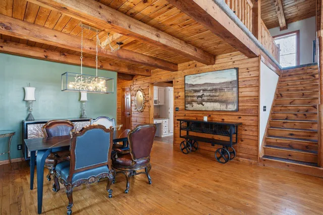 $899,900 | 12998 Maxwell Road, Chisago City, MN 55013