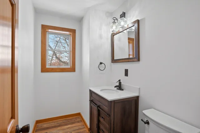 $899,900 | 12998 Maxwell Road, Chisago City, MN 55013