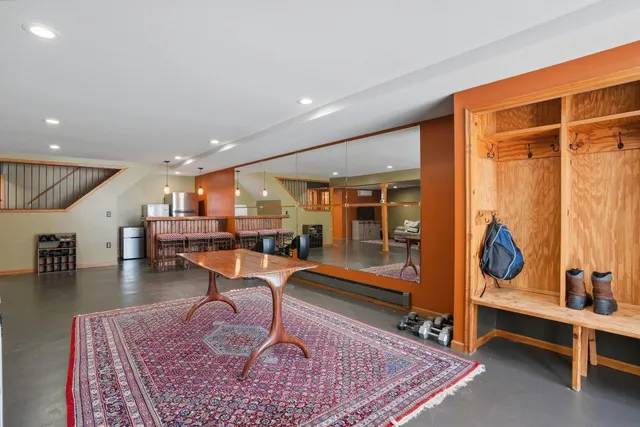 $899,900 | 12998 Maxwell Road, Chisago City, MN 55013