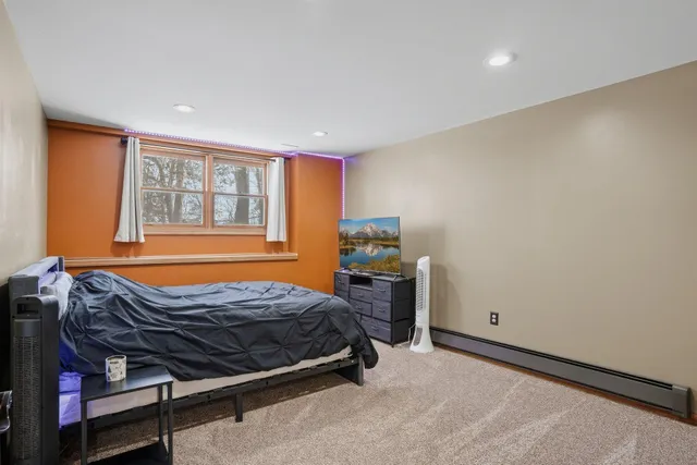 $899,900 | 12998 Maxwell Road, Chisago City, MN 55013