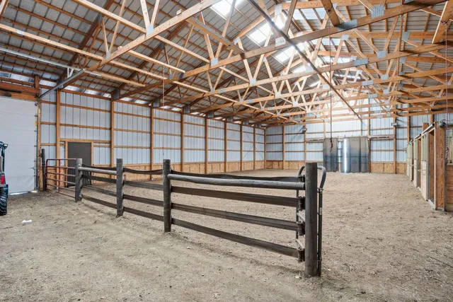 $899,900 | 12998 Maxwell Road, Chisago City, MN 55013