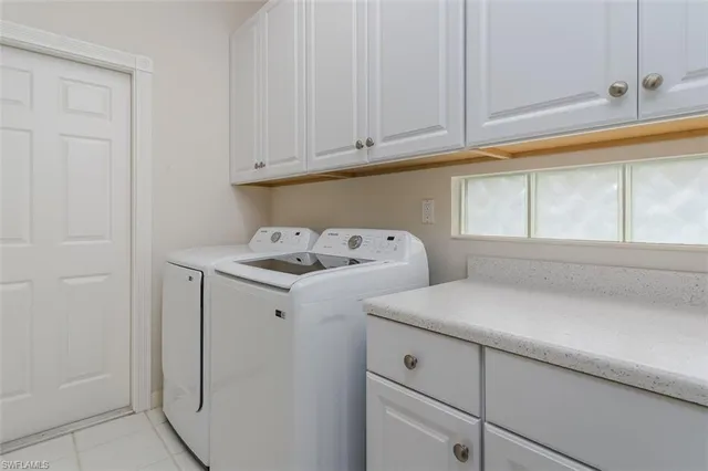 $789,900 | 3464 Donoso Court, Naples, FL 34109