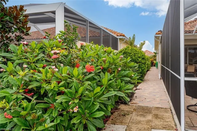 $789,900 | 3464 Donoso Court, Naples, FL 34109