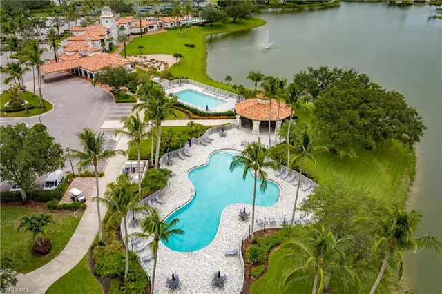 $789,900 | 3464 Donoso Court, Naples, FL 34109