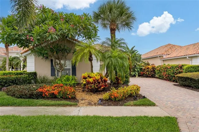 $789,900 | 3464 Donoso Court, Naples, FL 34109