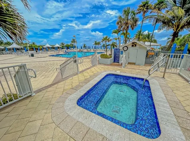$2,850 | 2030 South Ocean Drive, Unit 1802, Hallandale Beach, FL 33009