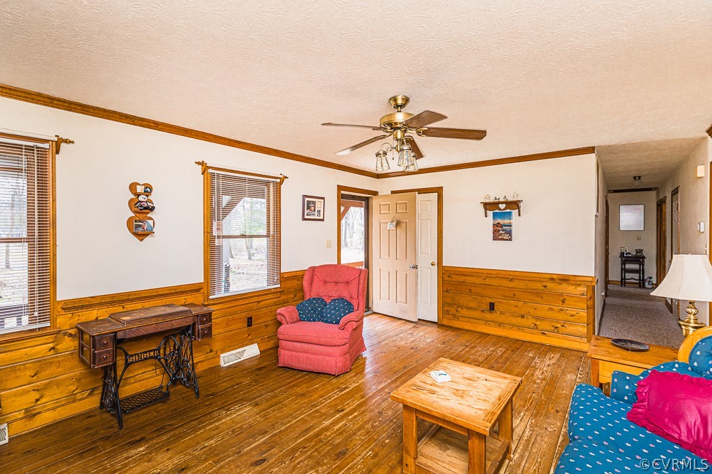 2027 Venter Road Aylett, VA 23009 - Photo 5 of 29 Gallery Image 5
