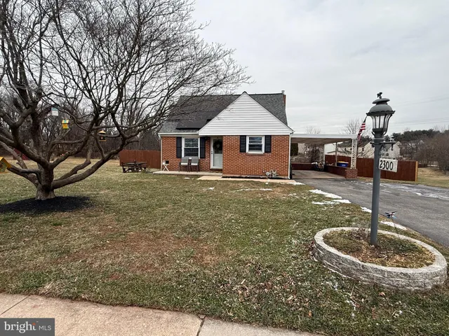 $249,900 | 2300 Wyndhurst Court, York, PA 17408