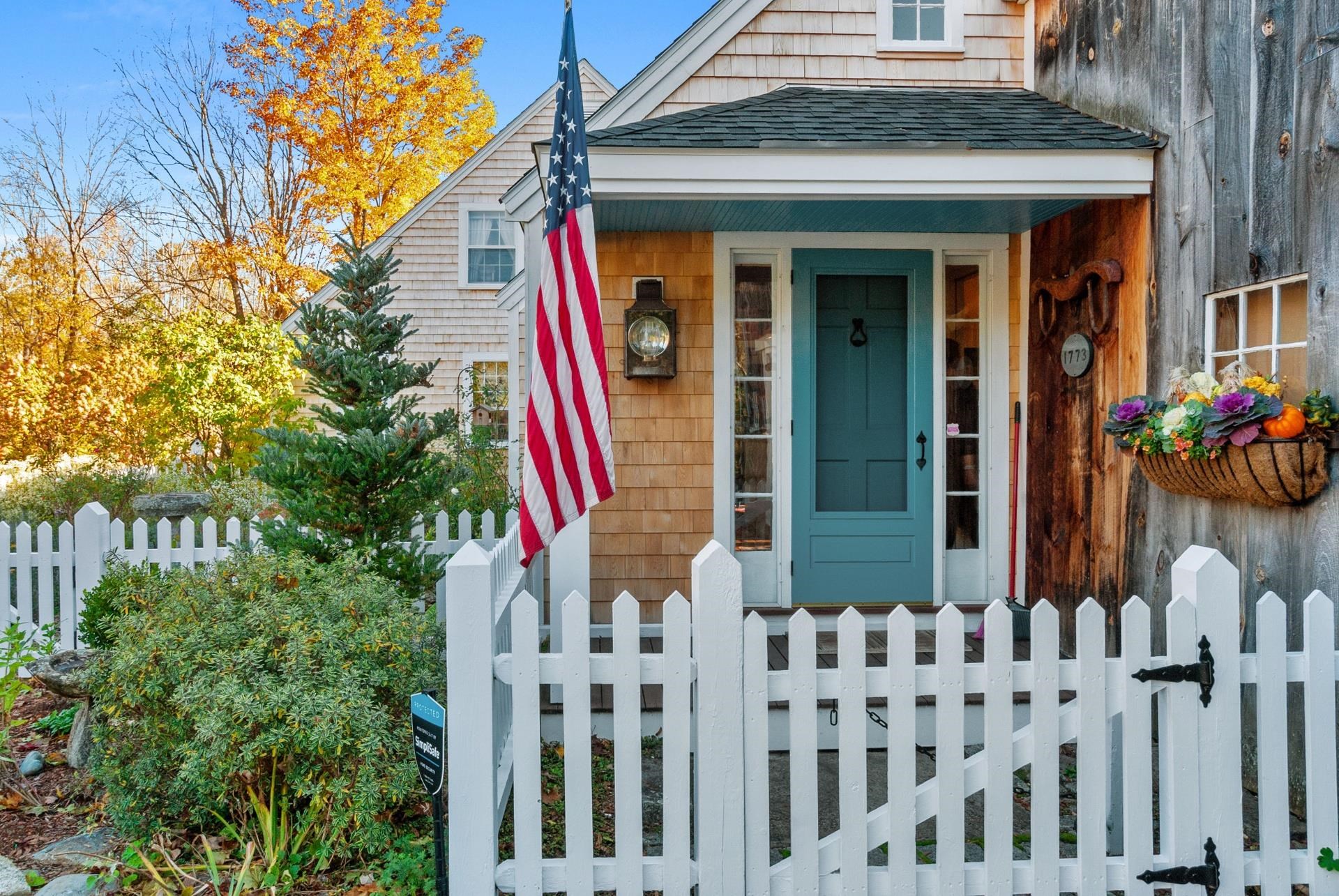 589 Goodwin Road Eliot, ME 03903 - Photo 5 of 40