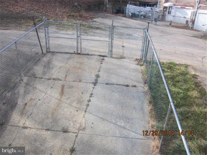 3314 Welsh Road Philadelphia, PA 19136 - Photo 6 of 16 Back Yard