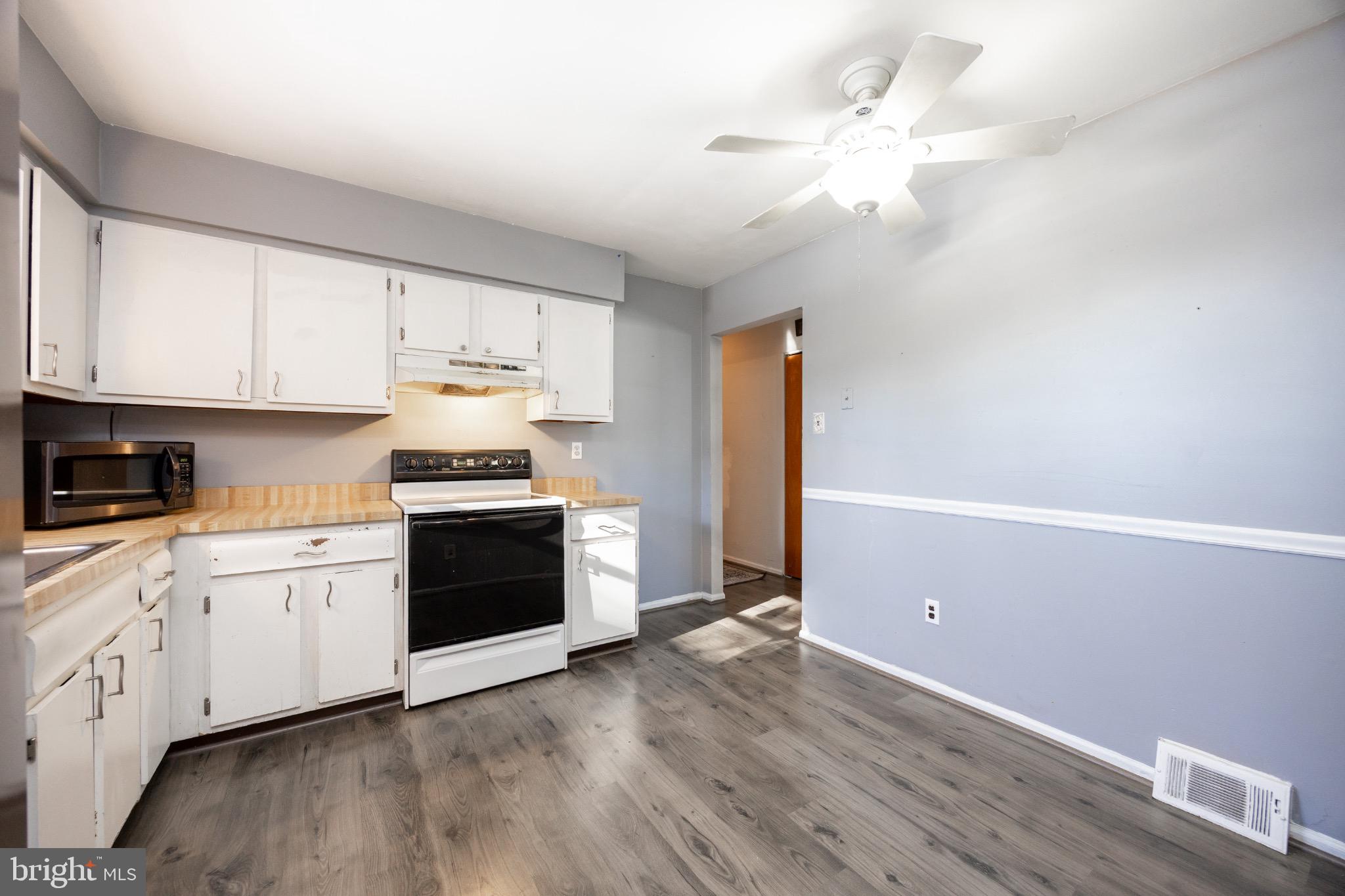 612 Ridge Avenue Kennett Square, PA 19348 - Photo 8 of 28 .