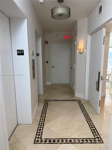 $1,650,000 | 19111 Collins Avenue, Unit 607, Sunny Isles Beach, FL 33160