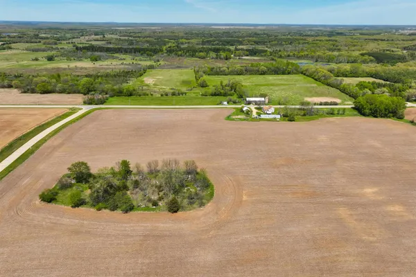 $998,000 | 100-acres 100-acres County J, Princeton, WI 54968