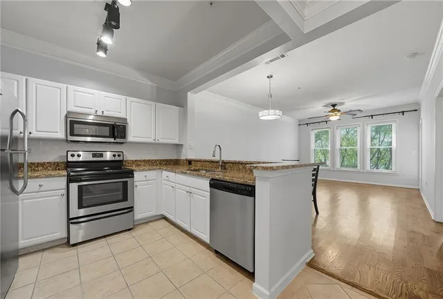 $1,550 | 1850 Cotillion Drive, Unit 4307, Atlanta, GA 30338