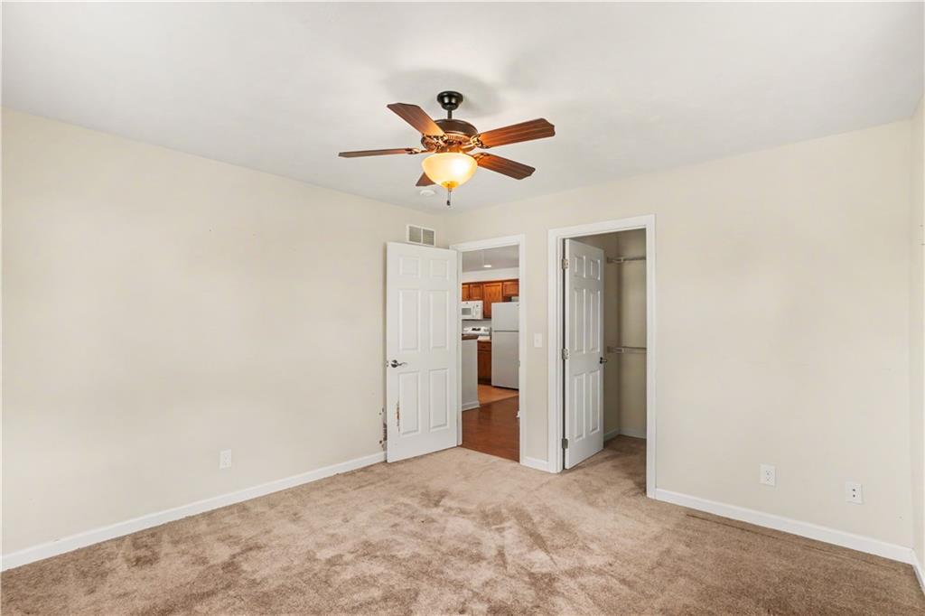 618 Locust Street Coraopolis, PA 15108 - Photo 11 of 20