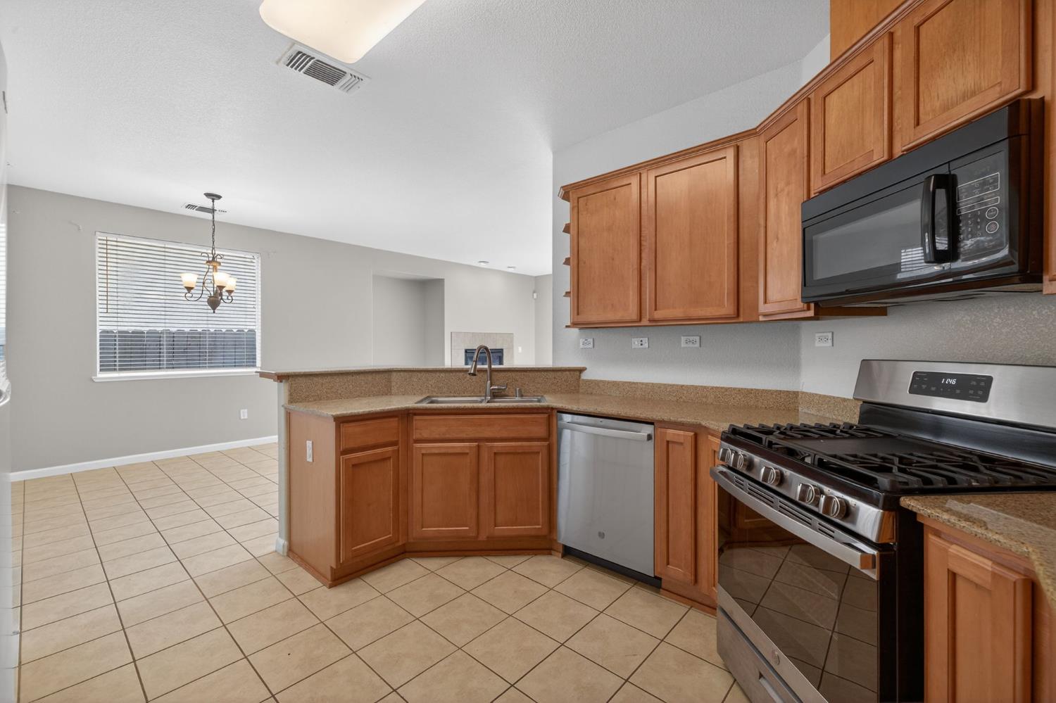 11794 Bagota Way Rancho Cordova, CA 95742 - Photo 21 of 51