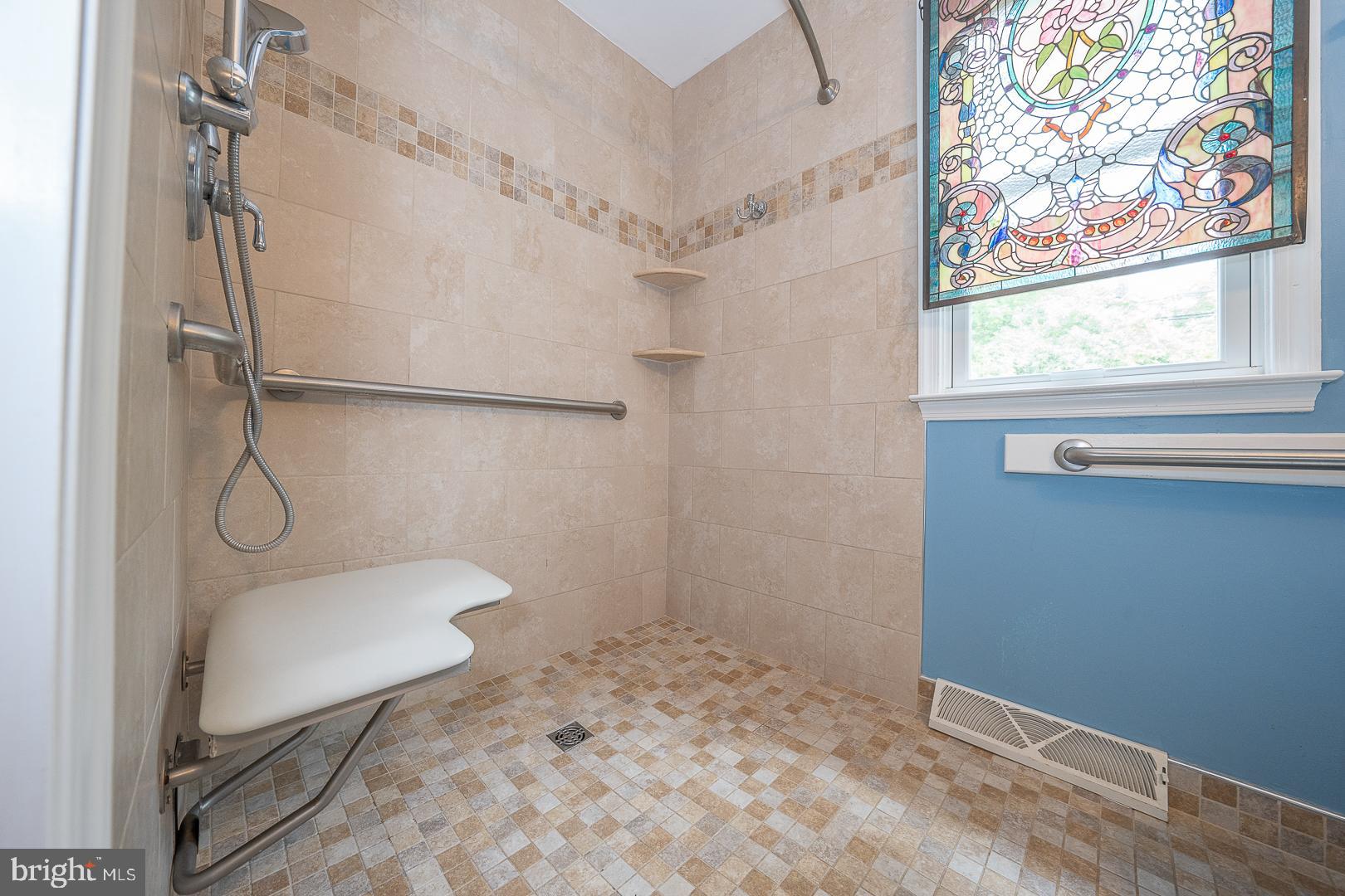 91 Hunters Lane Devon, PA 19333 - Photo 23 of 42 Gallery Image 23