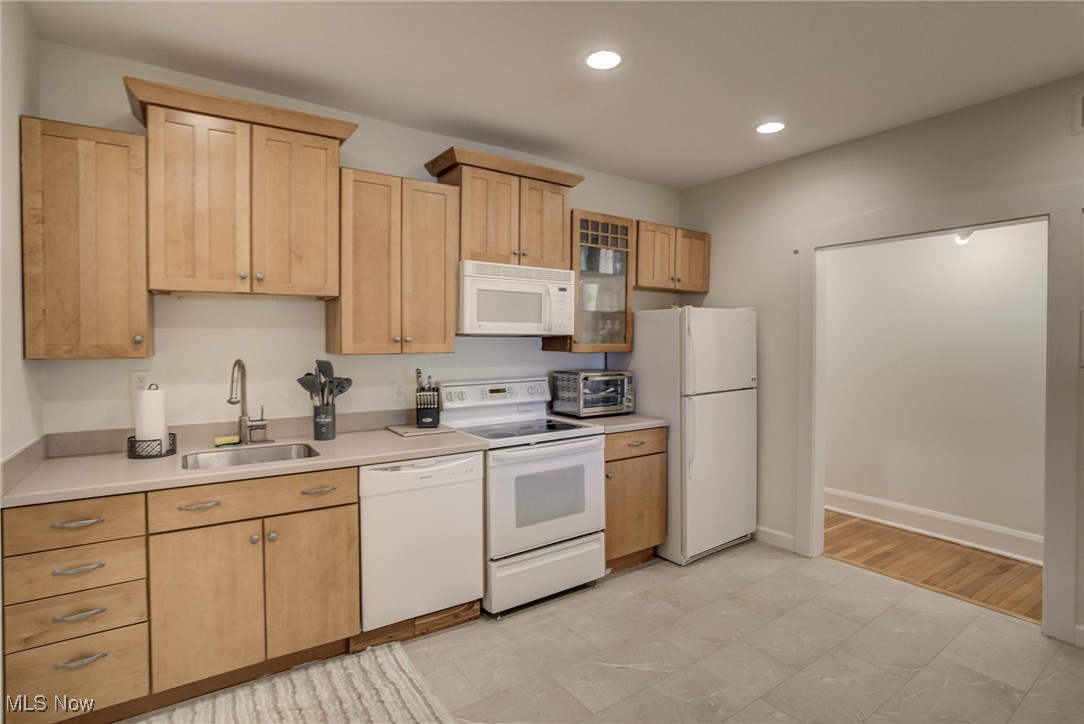 2472 Overlook Road, Unit 5 Cleveland, OH 44106 - Photo 17 of 25