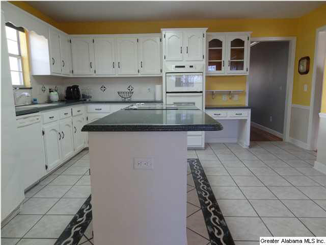 1111 Independence Drive Alabaster, AL 35007 - Photo 3 of 32