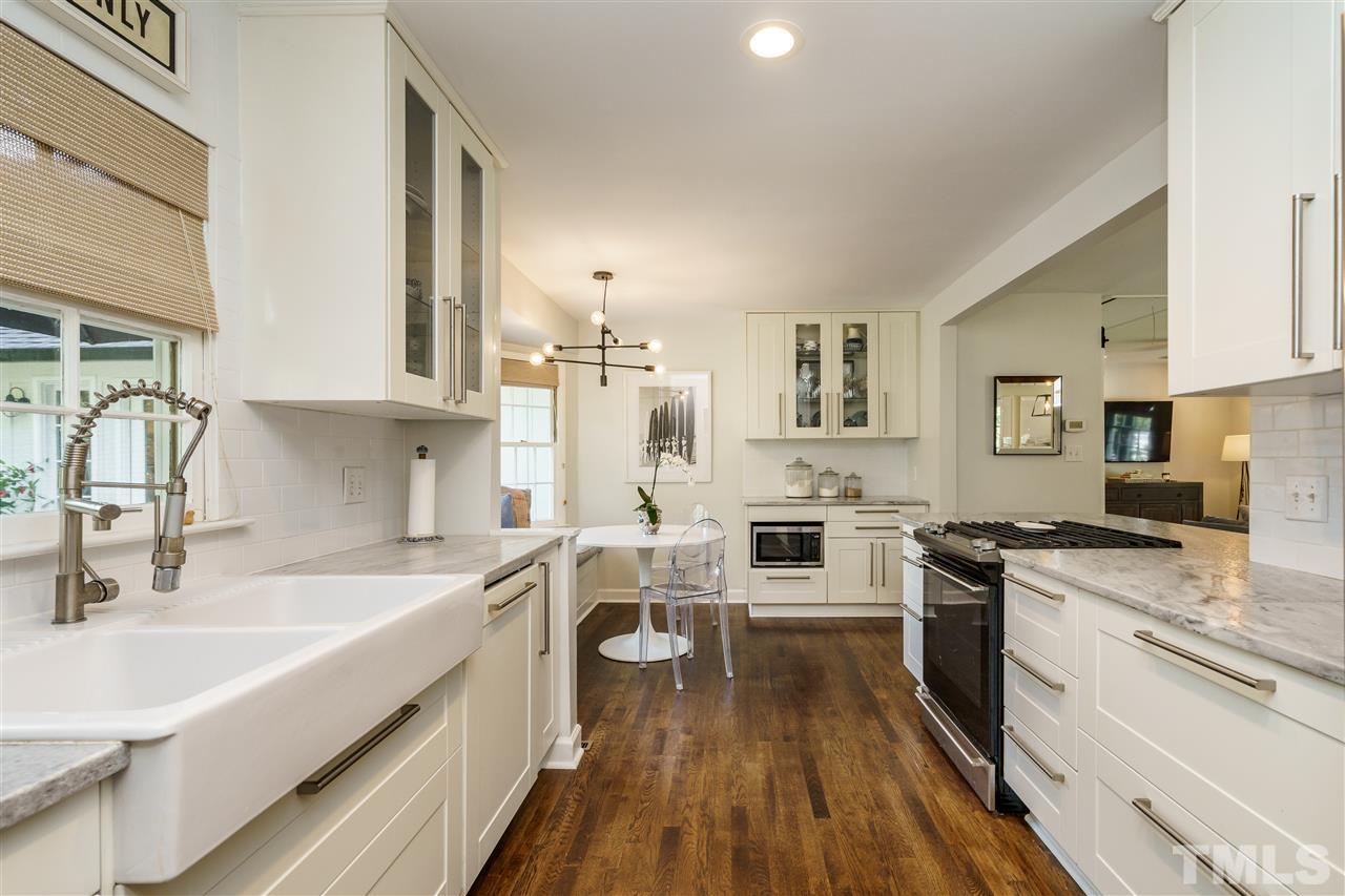 421 Harvard Street Raleigh, NC 27609 - Photo 11 of 25