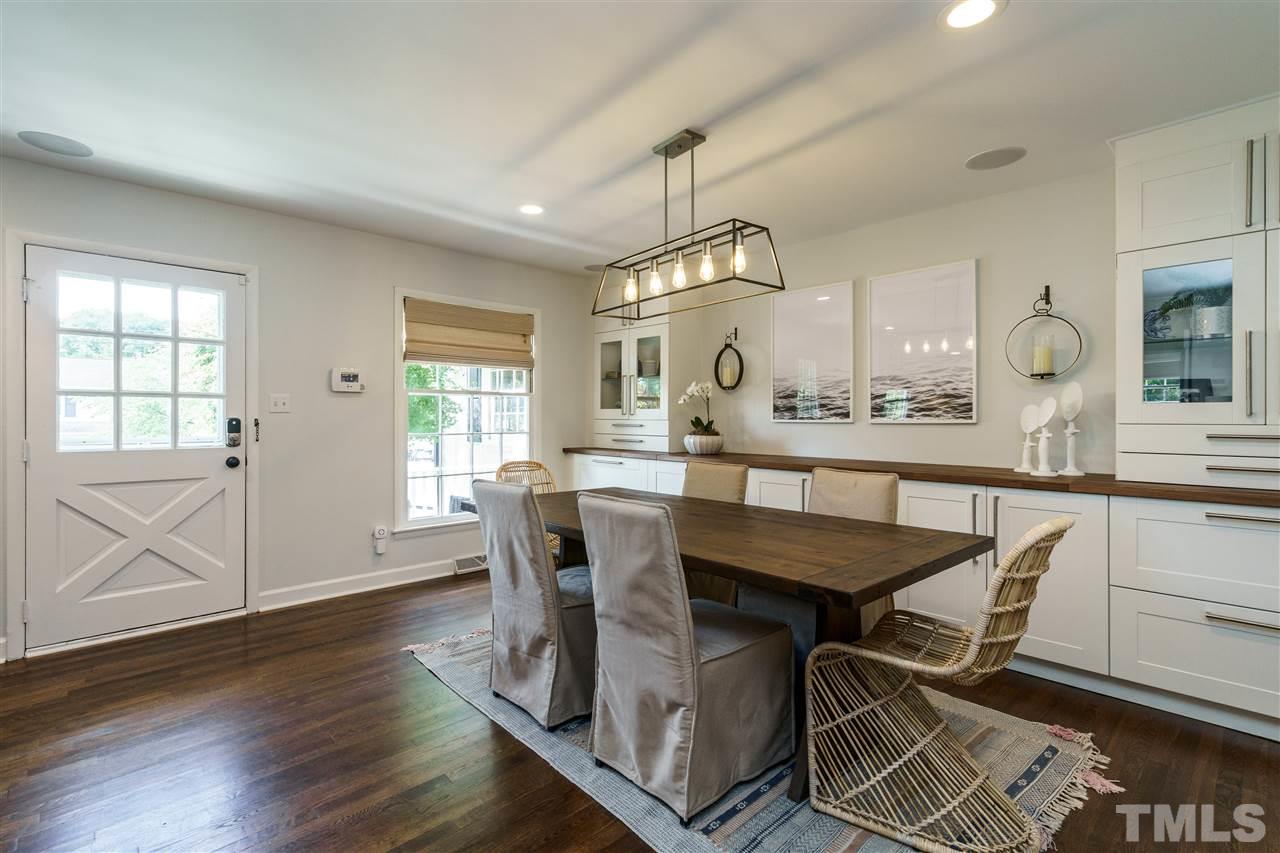 421 Harvard Street Raleigh, NC 27609 - Photo 3 of 25