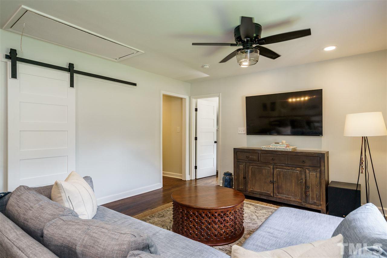 421 Harvard Street Raleigh, NC 27609 - Photo 5 of 25