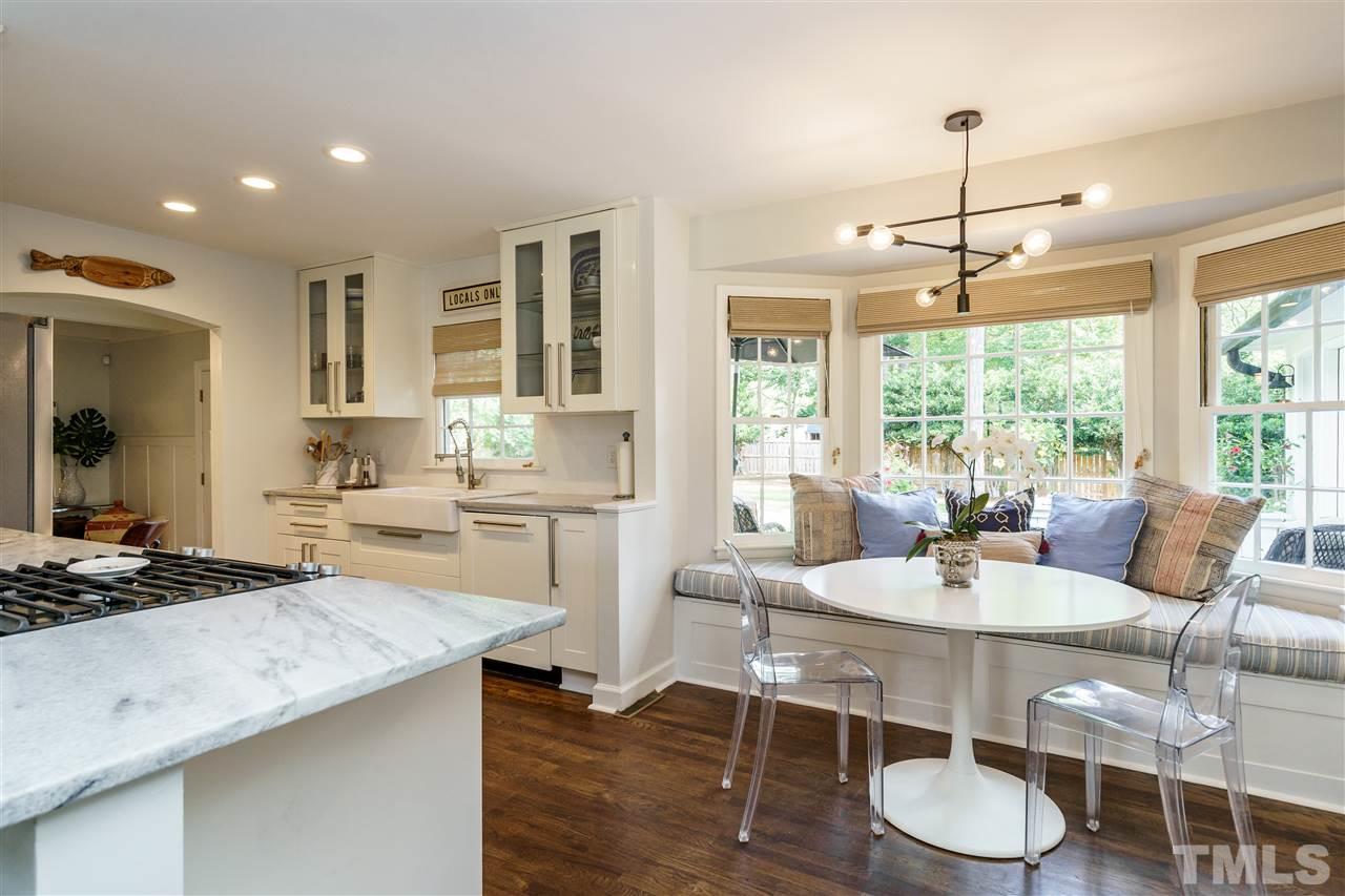 421 Harvard Street Raleigh, NC 27609 - Photo 8 of 25