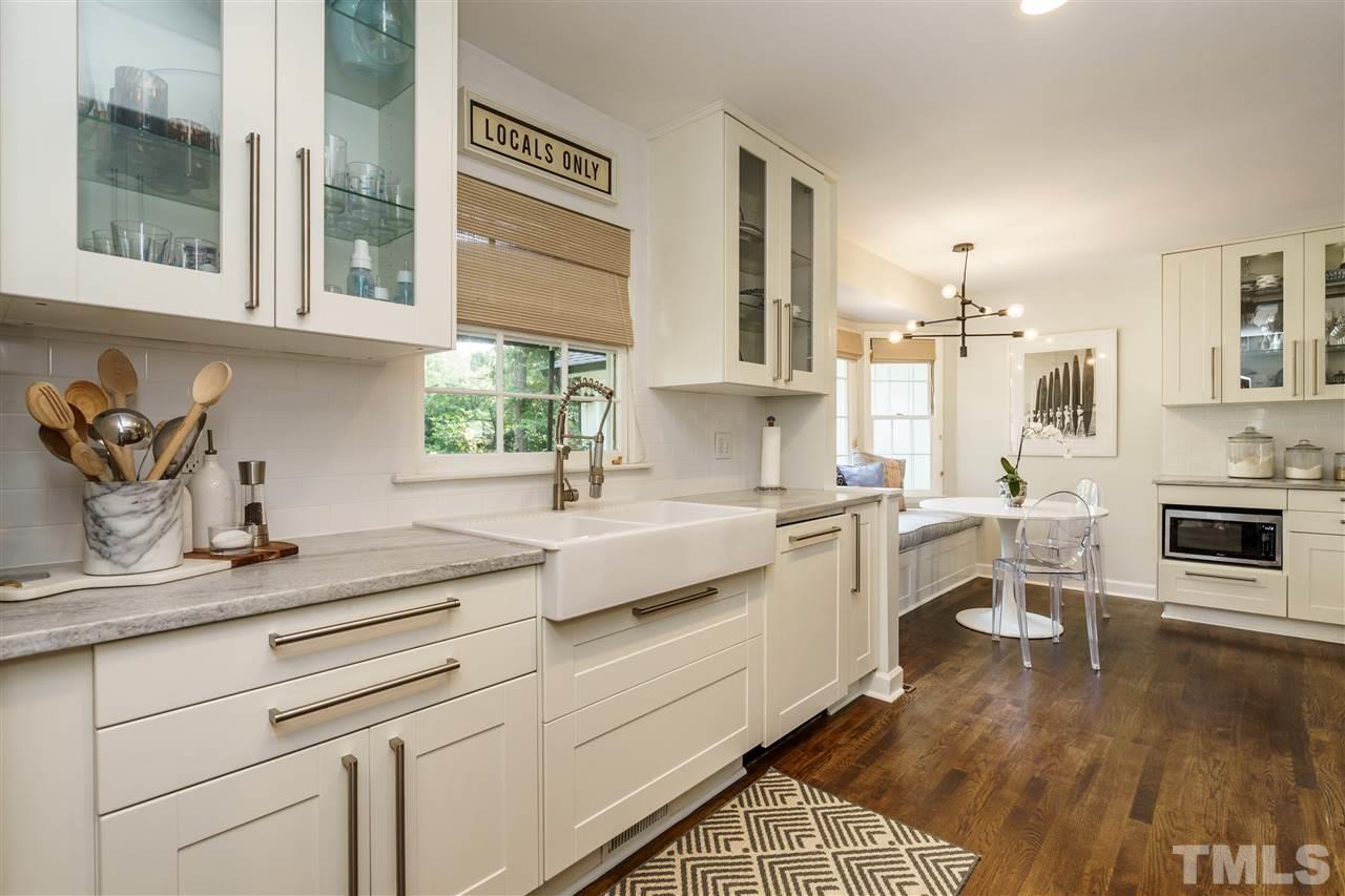 421 Harvard Street Raleigh, NC 27609 - Photo 10 of 25
