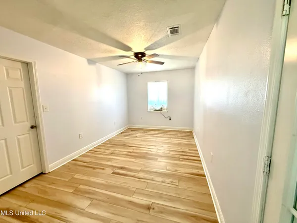 $179,500 | 2006 Eden Street, Pascagoula, MS 39581