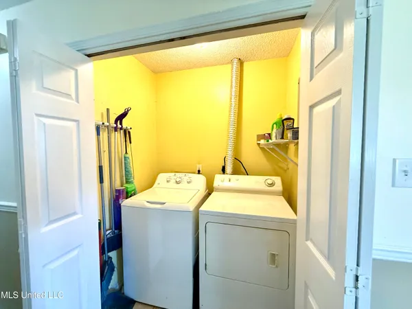$179,500 | 2006 Eden Street, Pascagoula, MS 39581