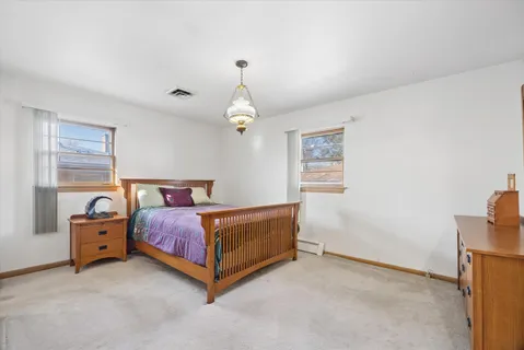 $529,900 | 942 Sherwood Road, La Grange Park, IL 60526