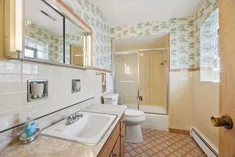 $529,900 | 942 Sherwood Road, La Grange Park, IL 60526