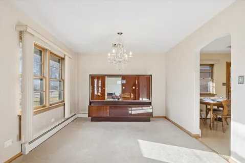 $529,900 | 942 Sherwood Road, La Grange Park, IL 60526