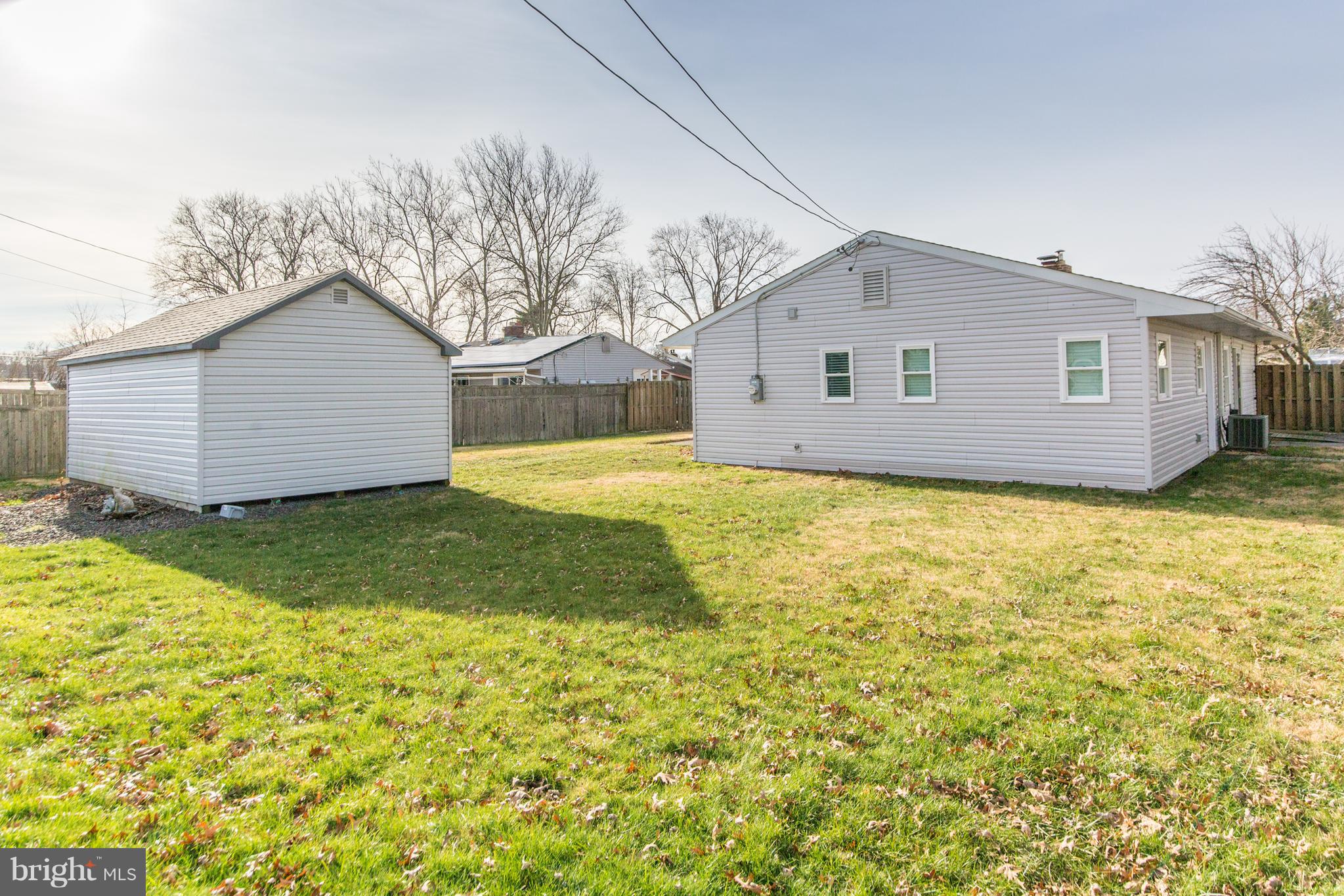 Plenty of Yard Space