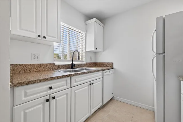 $1,800 | 3206 West Azeele Street, Unit 218, Tampa, FL 33609