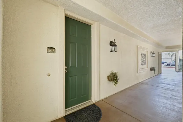 $315,000 | 1501 Secret Ravine Parkway, Unit 1613, Roseville, CA 95661