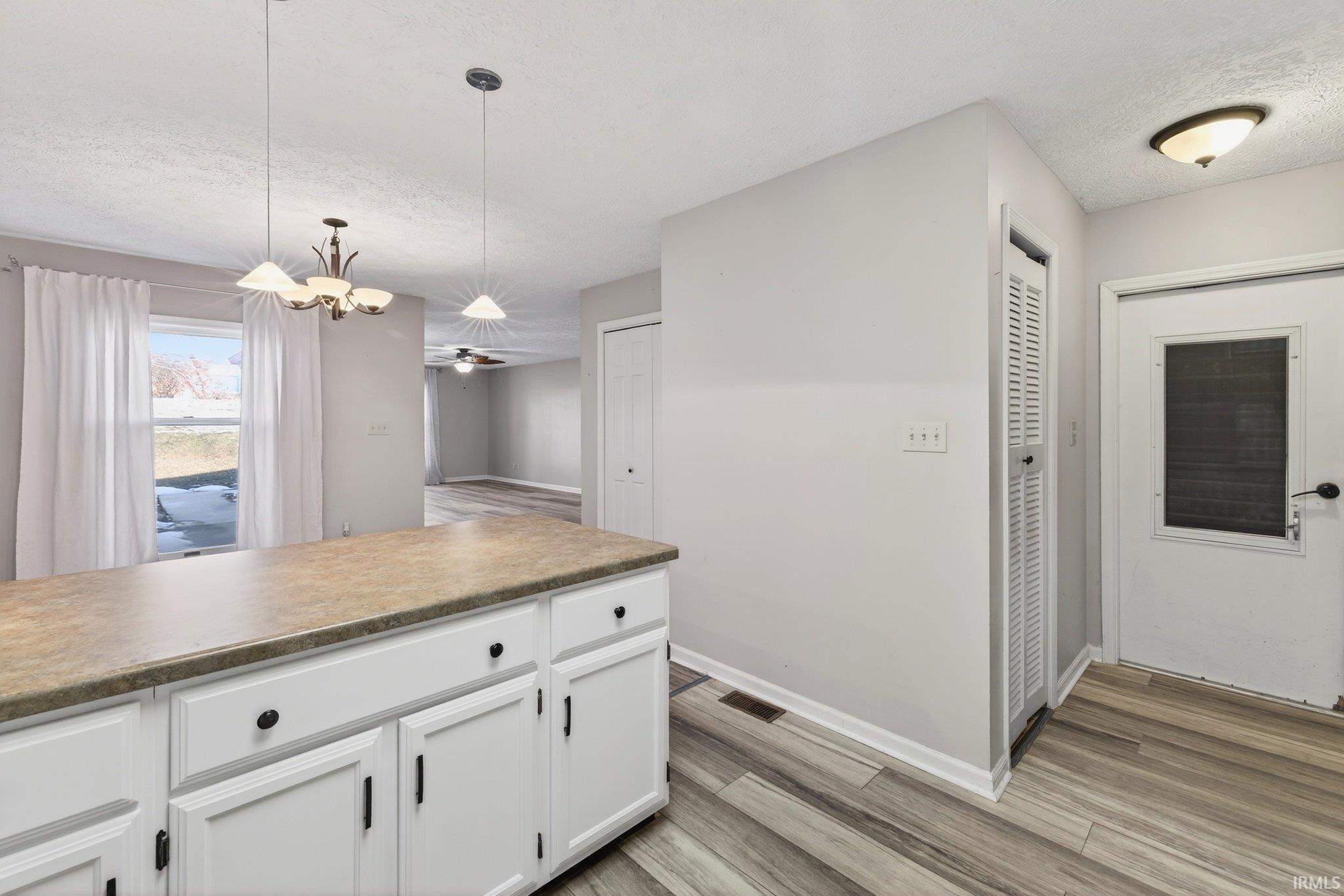 1157 East Commons Drive Bloomington, IN 47401 - Photo 11 of 36