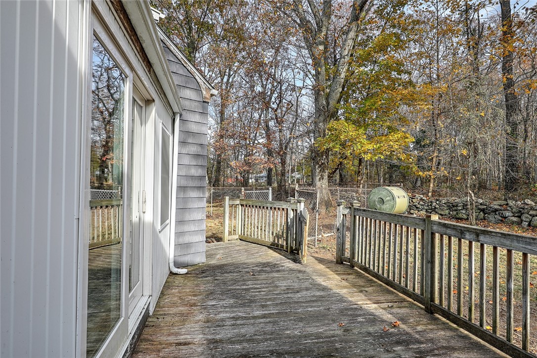 115 Merritt Road East Providence, RI 02915 - Photo 32 of 39