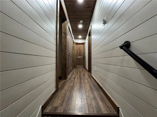 $365,000 | 105 Horizon Avenue, Harrisonville, MO 64701