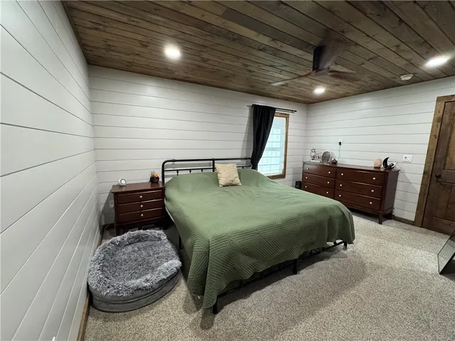 $365,000 | 105 Horizon Avenue, Harrisonville, MO 64701