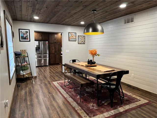 $365,000 | 105 Horizon Avenue, Harrisonville, MO 64701