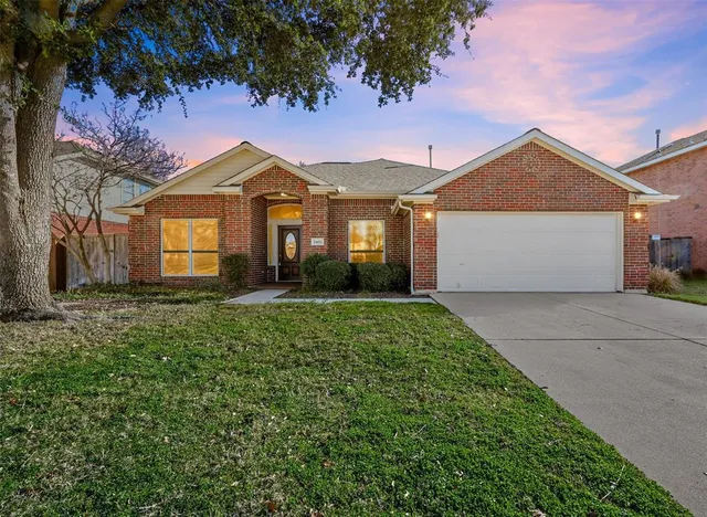 $2,700 | 3402 Egerton Lane, Mansfield, TX 76063