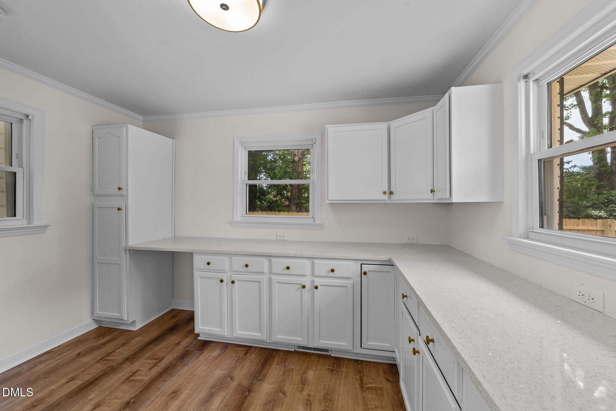 314 Wrenn Street Apex, NC 27502 - Photo 11 of 23 16-print-29-web-or-mls-VB4A7101