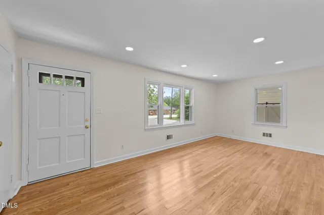 $470,000 | 314 Wrenn Street, Apex, NC 27502