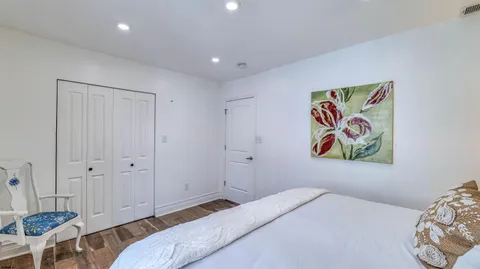 $675,000 | 14 North Vassar Square, Ventnor City, NJ 08406