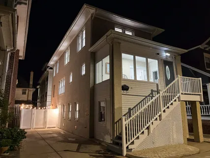 $675,000 | 14 North Vassar Square, Ventnor City, NJ 08406