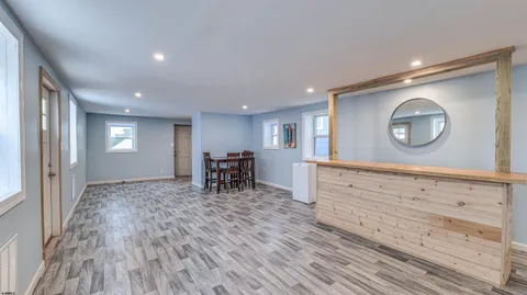 $675,000 | 14 North Vassar Square, Ventnor City, NJ 08406