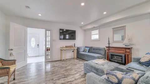 $675,000 | 14 North Vassar Square, Ventnor City, NJ 08406