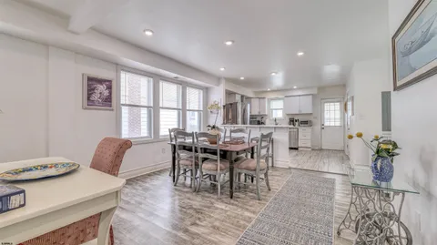 $675,000 | 14 North Vassar Square, Ventnor City, NJ 08406